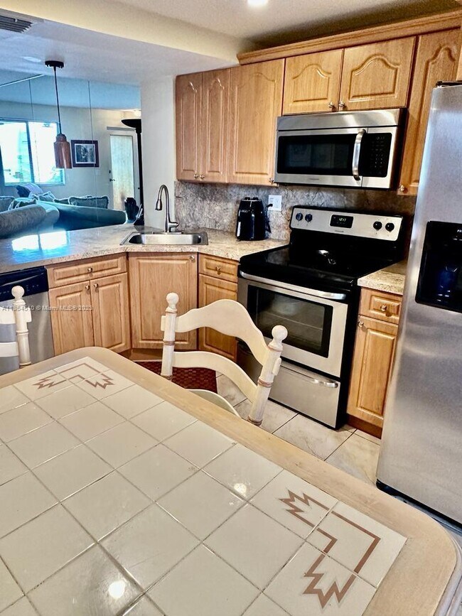 Foto del edificio - 1801 SW 107th Ave