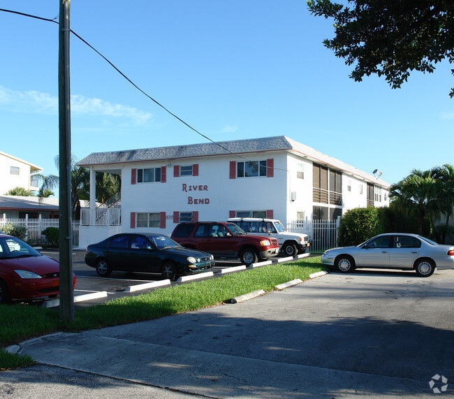 Building Photo - Riverbend Apartments