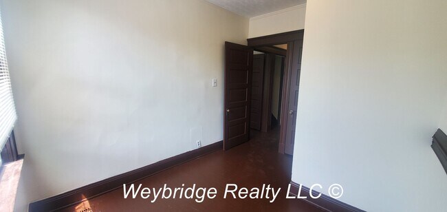 Building Photo - 3118 Durrell Ave