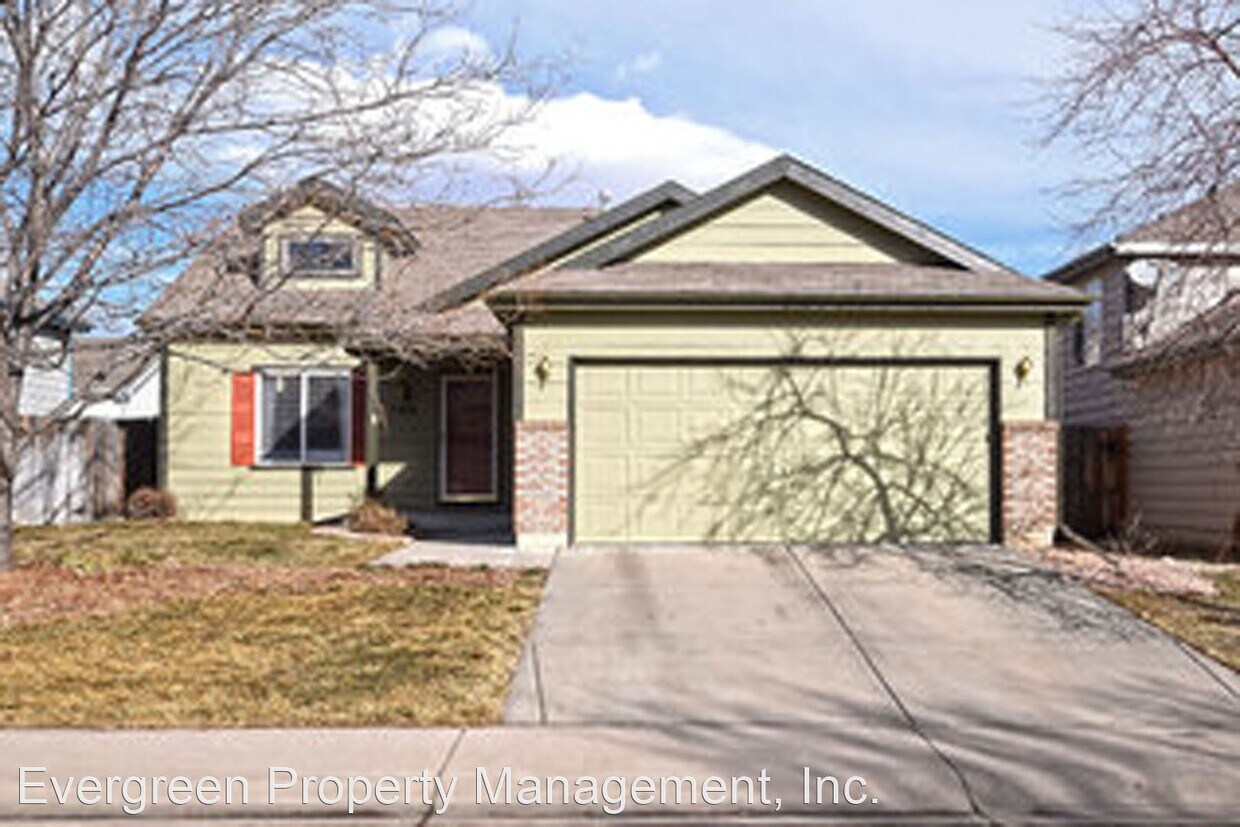 Primary Photo - 3 br, 2.5 bath House - 500 Walden Way