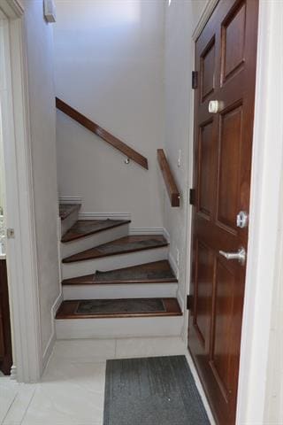 Foto del edificio - 6646 E Lovers Ln