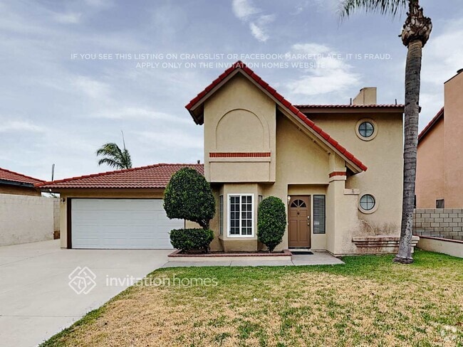 Building Photo - 14845 Cambria St