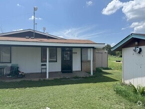 Building Photo - 109 Logan Dr