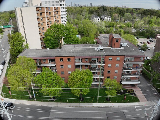 Extérieur 3D - 12 Park St E