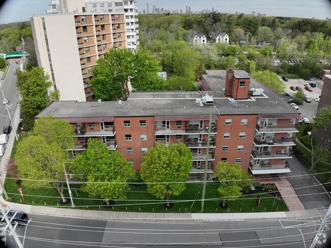 3D Exterior - 12 Park St E