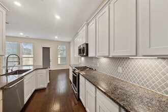 Building Photo - 708 Ivory Manor Dr