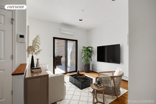 Building Photo - 608 Lorimer St
