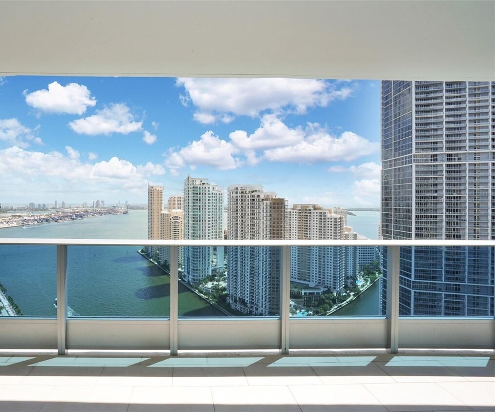 Foto principal - 200 Biscayne Boulevard Way