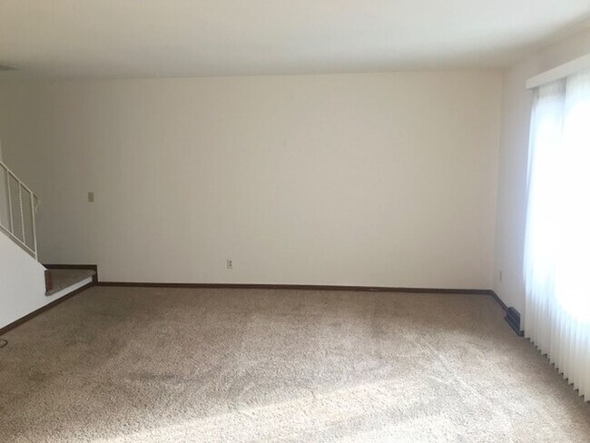 Foto del edificio - 5412-5418 Cresthaven Ln
