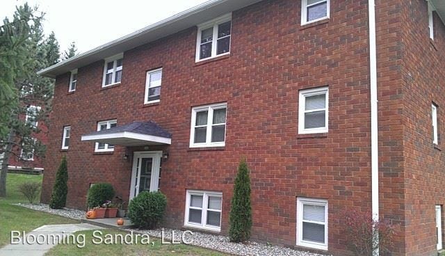 Primary Photo - 105-107 Sandra Dr