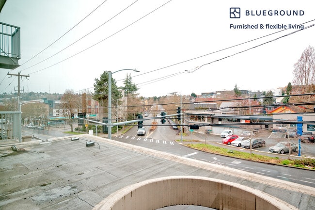 Building Photo - 3920 Stone Way N