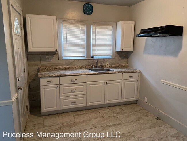 Foto del edificio - 3 br, 1 bath House - 10037 Manor