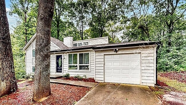 Building Photo - 4 br, 2 bath House - 5303 Martins Crossing Rd