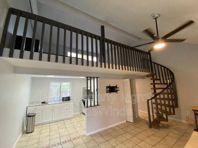 Foto del edificio - 2166 Bradford St