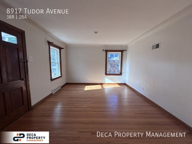 Building Photo - 8917 Tudor Ave