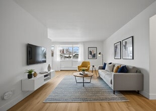 Building Photo - 1017 Woodbine