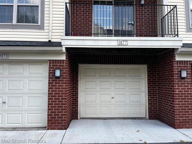 Foto del edificio - 3177 Newbury Pl