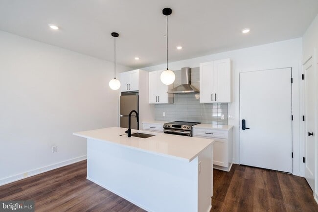 Foto del edificio - 5904 Germantown Ave