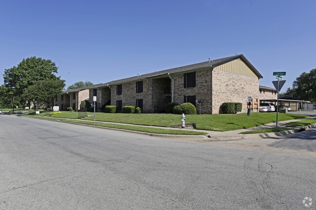 Building Photo - Archer Village Apartments