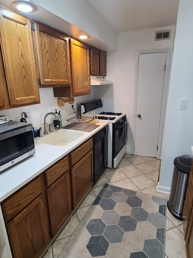 Foto del edificio - 12311 Braxfield Ct