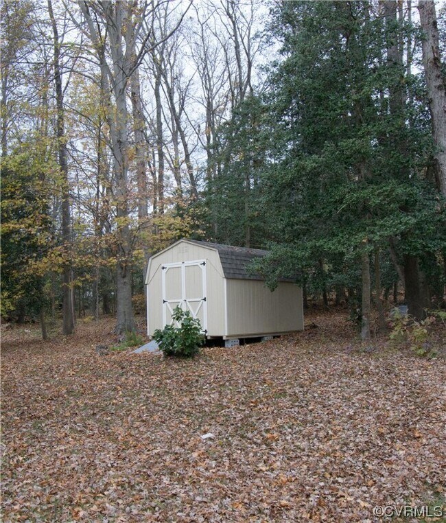 Foto del edificio - 1701 Providence Creek Cir