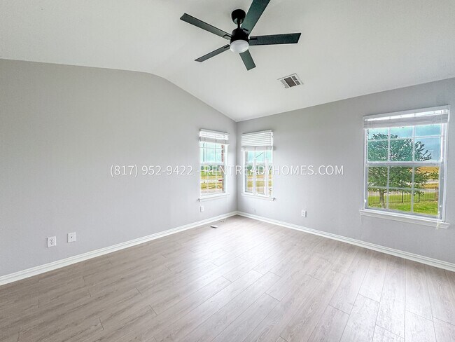 Building Photo - 1495 Chase Ln