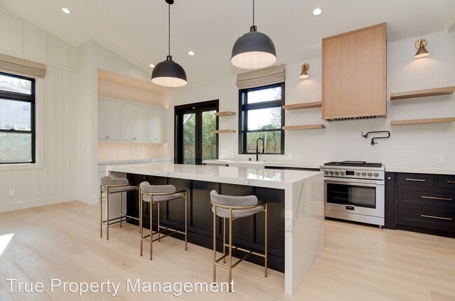 Building Photo - 4 br, 4 bath House - 447 Costa Mesa Street