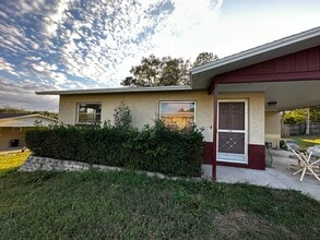 Building Photo - 3 New N Ct