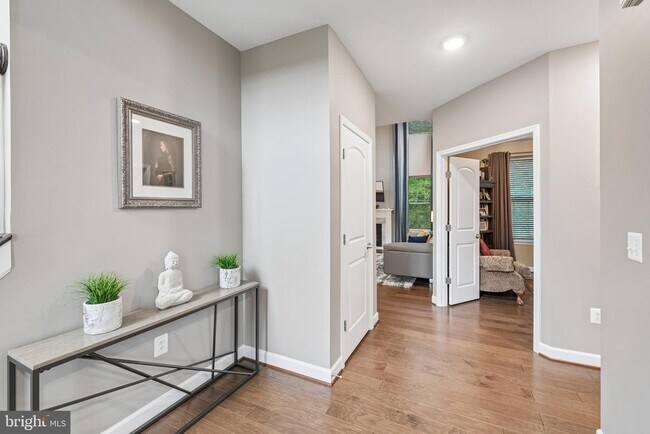 Foto del edificio - 10400 Del Ray Ct