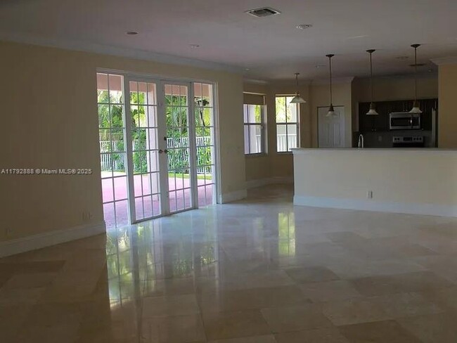 Foto del edificio - 947 Nandina Dr