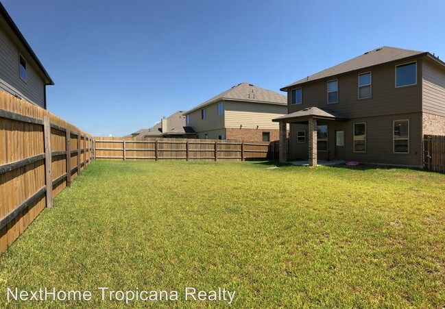 Building Photo - 3 br, 2.5 bath House - 6811 George Cove