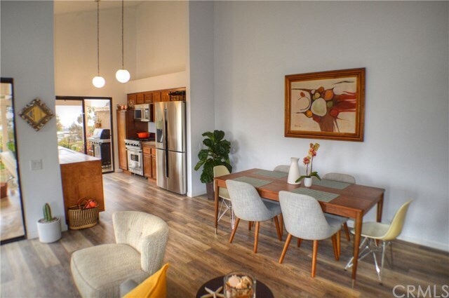 Building Photo - 731 Calle Bahia