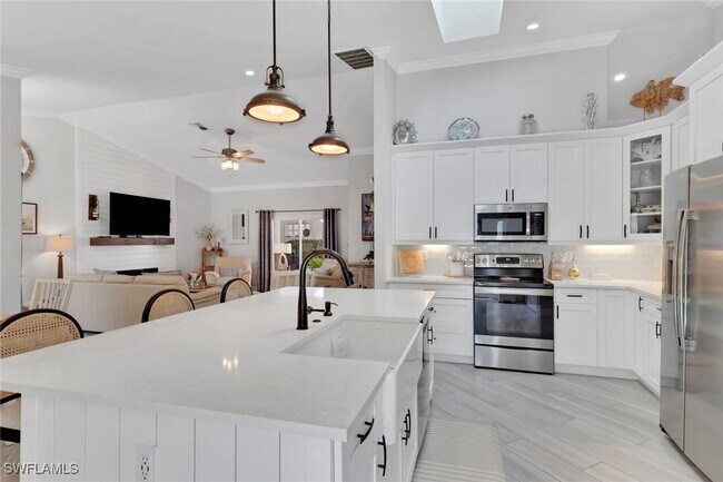 Foto del edificio - 1151 Jardin Dr