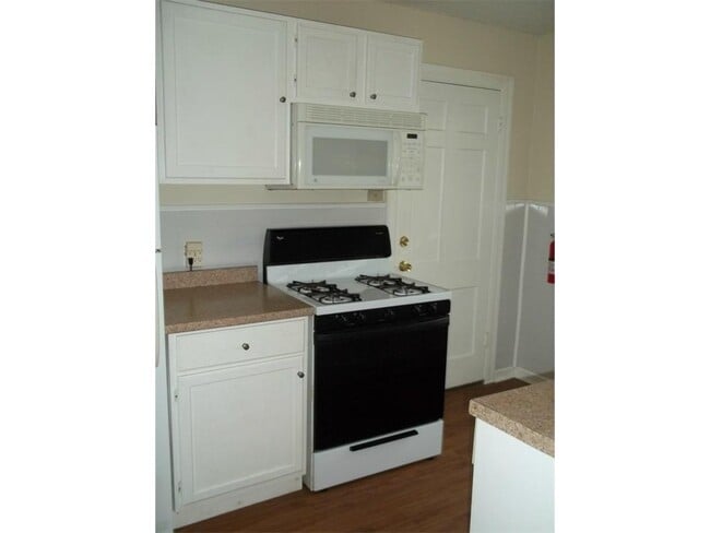 Foto del edificio - 2511 Enfield Rd