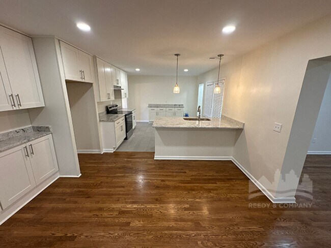 Foto del edificio - 108 N Highland St