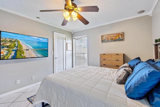 Foto del edificio - 733 Hummingbird Way