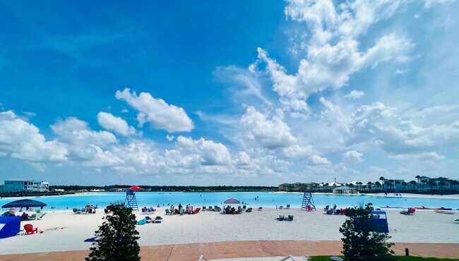 Foto del edificio - New Townhome in Beachwalk!