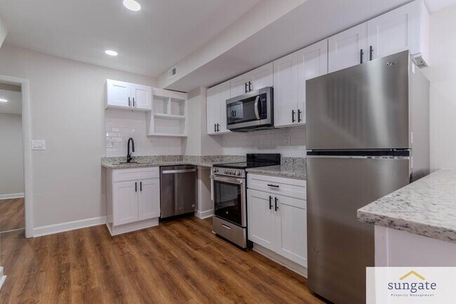 Building Photo - 1445 William St, Unit 2