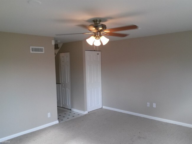 Foto del edificio - 7936 Wynbrook Rd