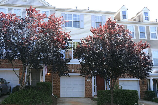 Spacious Townhome in Amazing NW Raleigh Lo... - Spacious Townhome in Amazing NW Raleigh Lo...