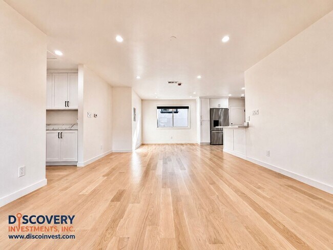 Foto del edificio - 3939 Midvale Ave