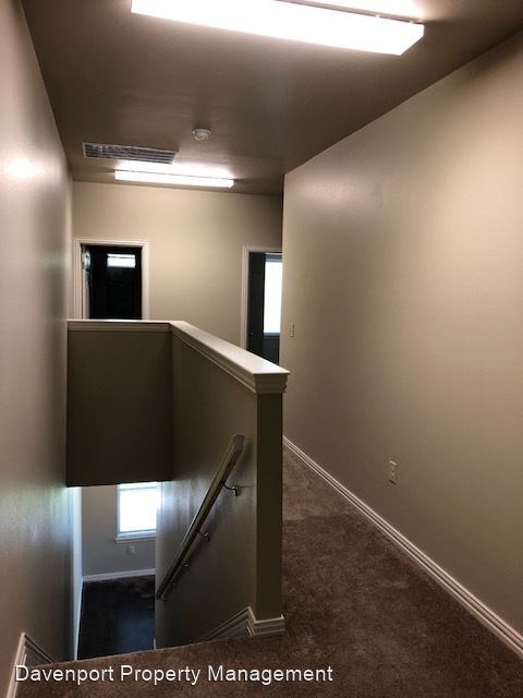 Building Photo - 4 br, 2.5 bath House - 1107 Norman St. #105