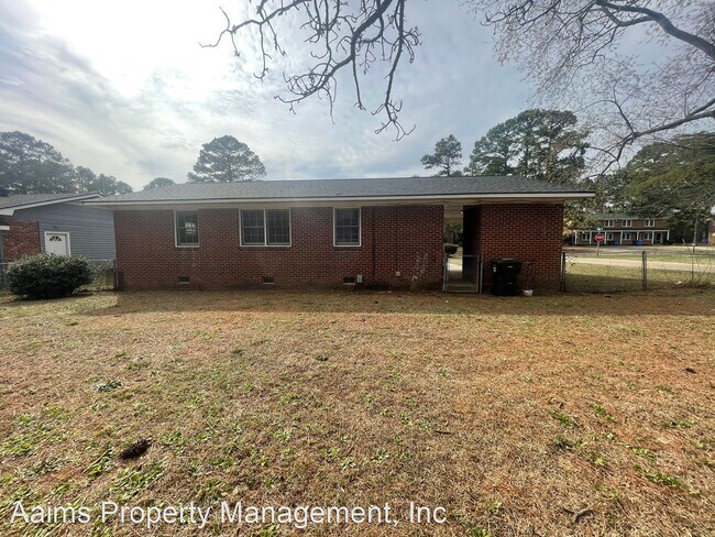 Building Photo - 3 br, 1 bath House - 801 Miller Avenue