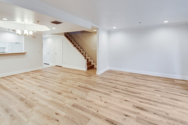 Foto del edificio - 321 W Dryden St