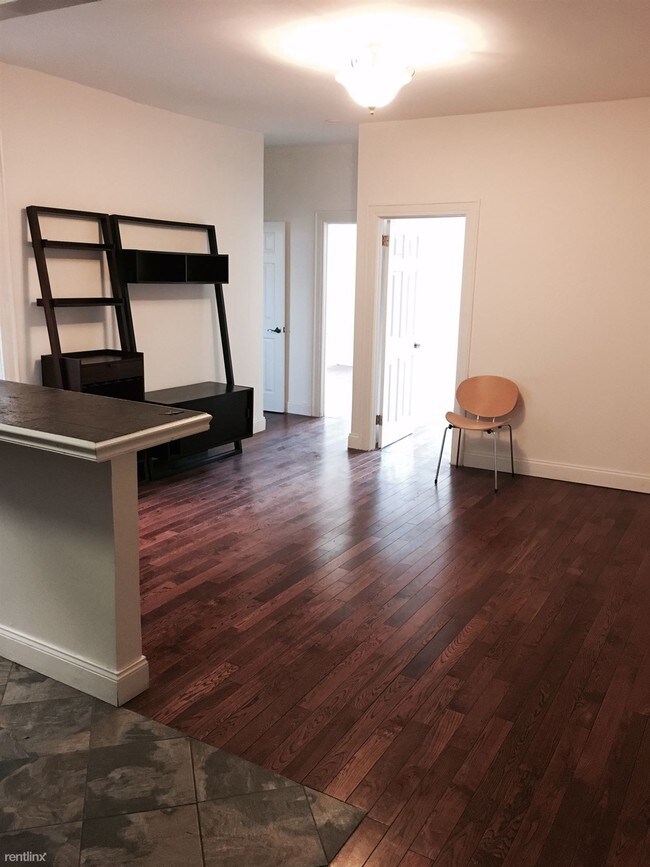 Foto del edificio - 2340 36th St