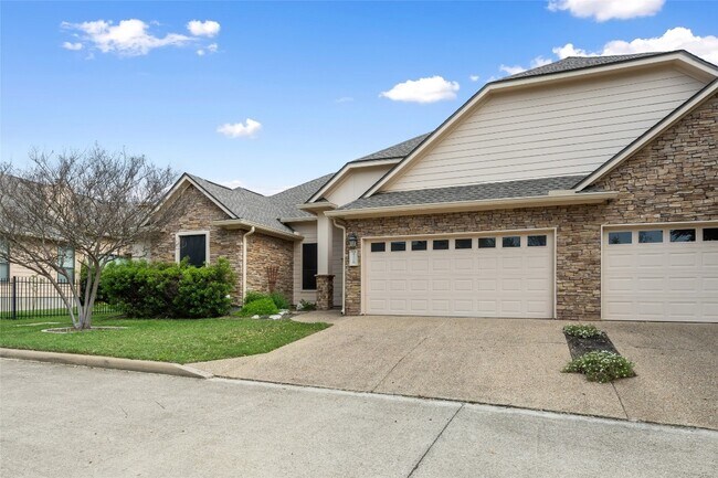 Foto del edificio - 4228 Wild Iris Ln