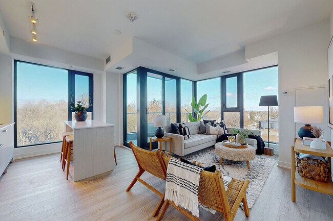 Building Photo - 250 Lawrence Ave W