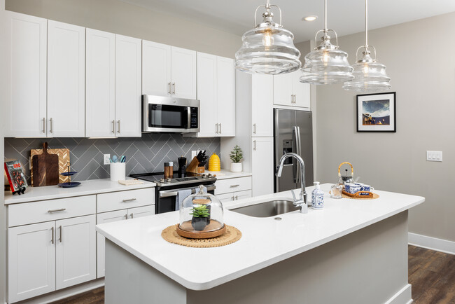 Scheme 2 Kitchen - Avalon Highland Creek