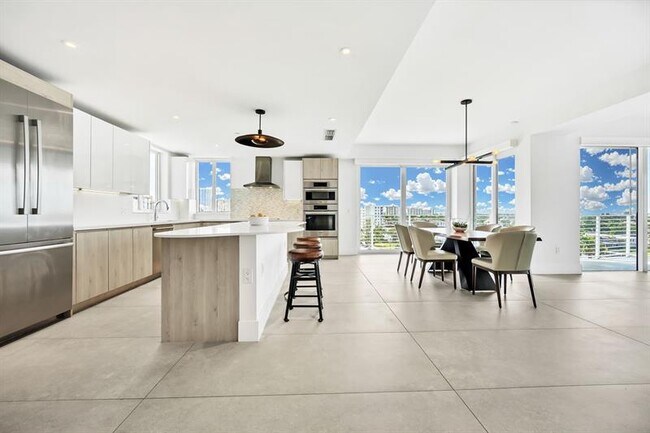 Foto del edificio - 612 Bayshore Dr