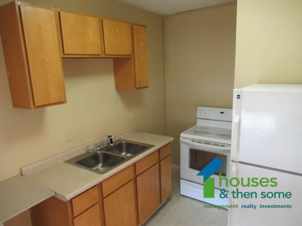 Building Photo - 601 Wildwood Drive